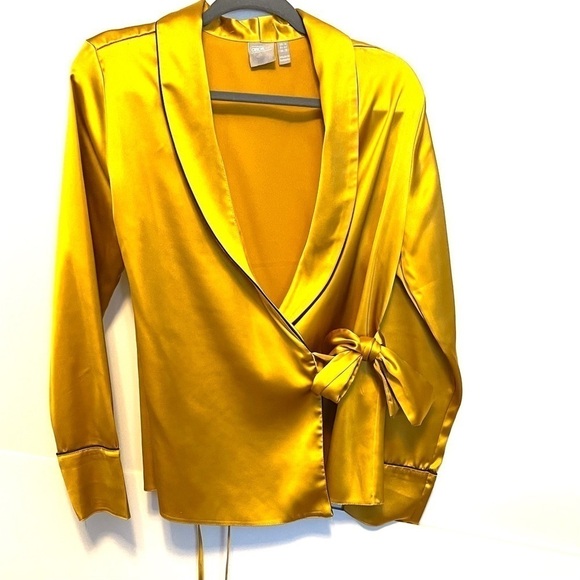 Shiny PJ wrap top - Picture 5 of 9